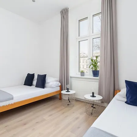 3-bedroom - 51 Dietla Street * Kraków